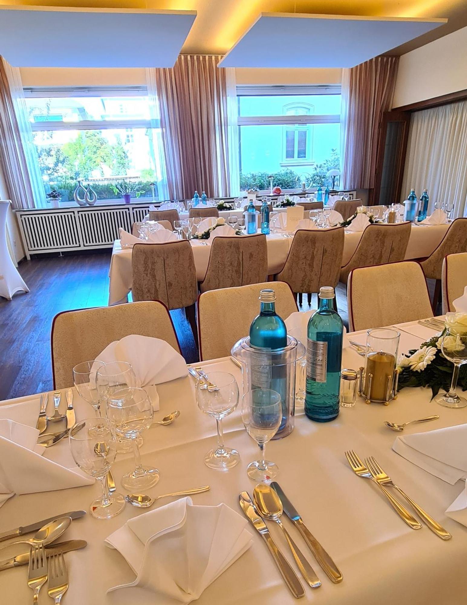 Hotel Hessischer Hof 멜숭겐 외부 사진